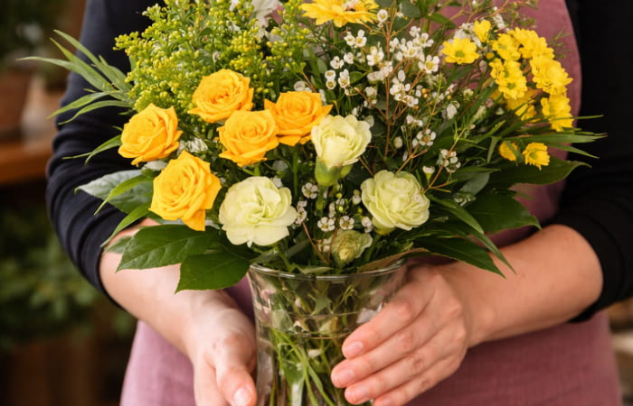 Flowers By Aileen – Fresh Flower Delivery in West Kilbride